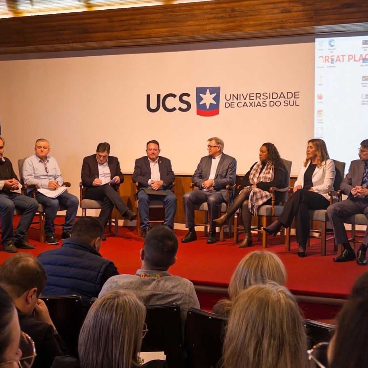Foto de capa da notícia Secretaria de Turismo de Antônio Prado marca presença em lançamento de projetos estratégicos para o desenvolvimento regional