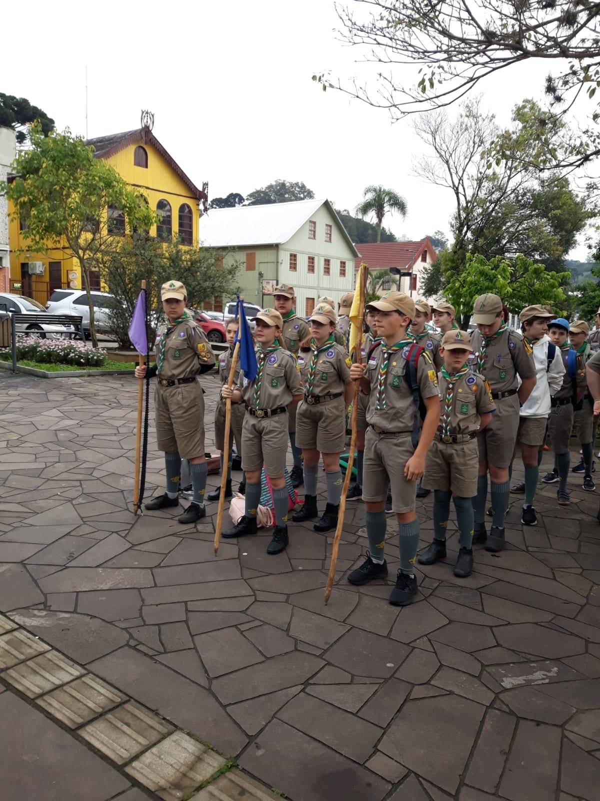 Grupo de escoteiros visitam pontos turísticos de Antônio Prado