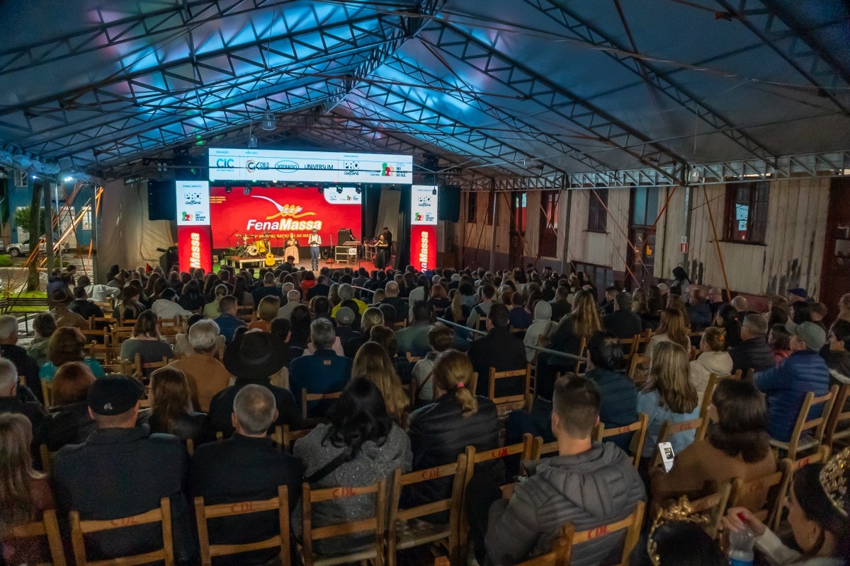 FenaMassa 2025 estreia com sucesso e celebra a tradição italiana